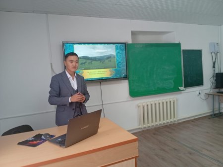 9 "А" сыныбында «Тәуелсіз Қазақстанның қалыптасу тарихы»